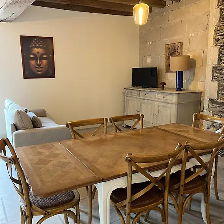 Апартаменты T3 Centre 1er Etage