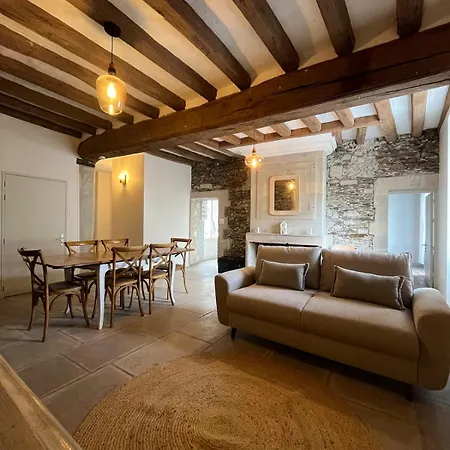 Апартаменты T3 Centre 1er Etage