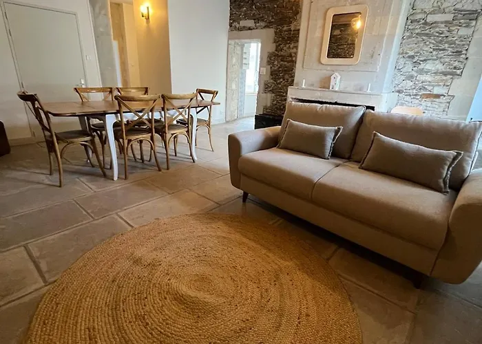 Апартаменты T3 Centre 1er Etage *